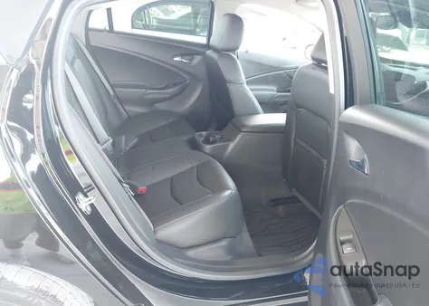 2018 Chevrolet Volt Premier z USA, uszkodzony, nr VIN 1G1RB6S53JU141564